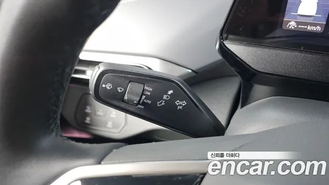 Volkswagen ID.5 2025 thumb 11