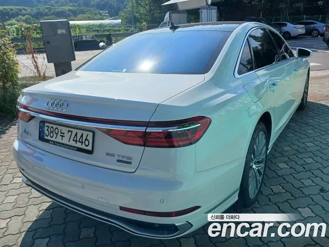 Audi A8 2023 thumb 4
