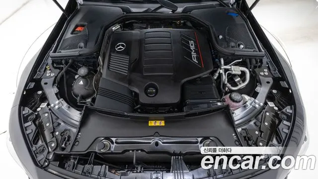 Mercedes-Benz AMG GT 2025 thumb 7
