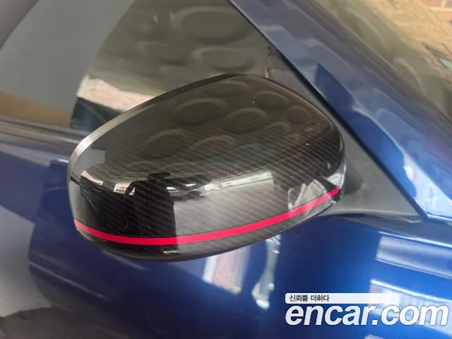 Nissan 370Z 2009 thumb 10