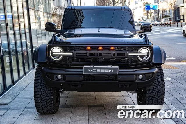 Ford Bronco 2025 thumb 9