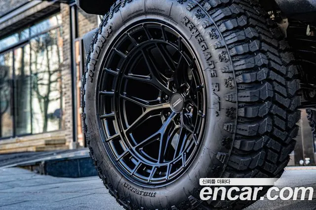 Ford Bronco 2025 thumb 5
