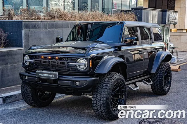 Ford Bronco 2025 thumb 11