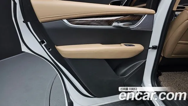 Cadillac XT6 2023 thumb 5