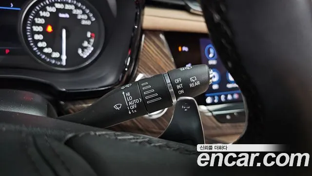 Cadillac XT6 2023 thumb 8