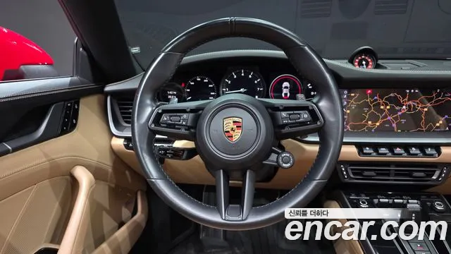 Porsche 911 2020 thumb 7