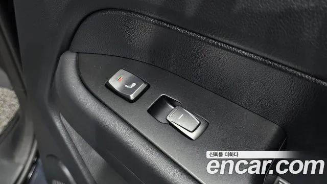 KG_Mobility_Ssangyong Rexton 2022 thumb 12