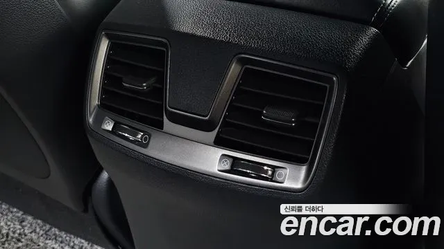 KG_Mobility_Ssangyong Rexton 2022 thumb 7