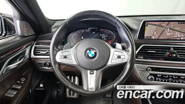 BMW 7 серии 2019 thumb 12