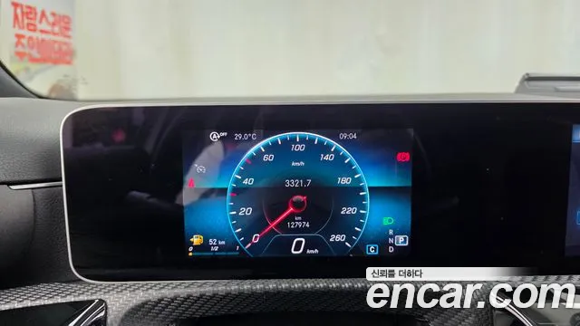 Mercedes-Benz A-Класс 2019 thumb 12