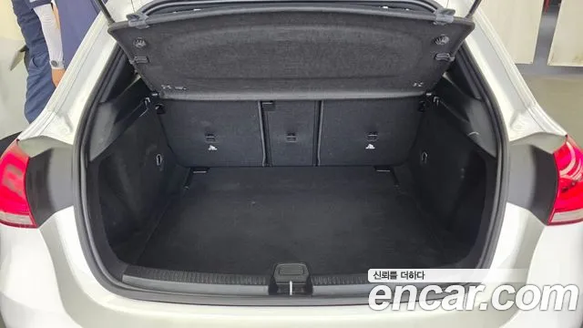 Mercedes-Benz A-Класс 2019 thumb 5