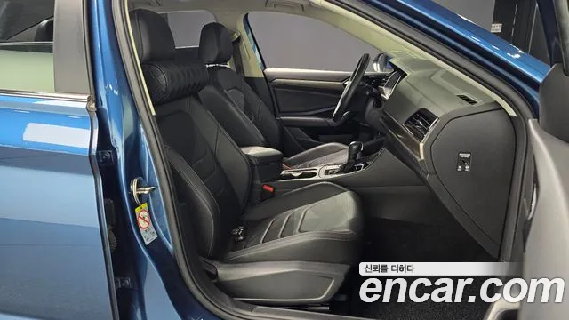 Volkswagen Jetta 2020 thumb 8
