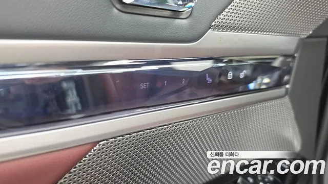 BMW 7 серии 2026 thumb 2