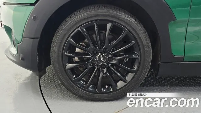 Mini Clubman 2020 thumb 2