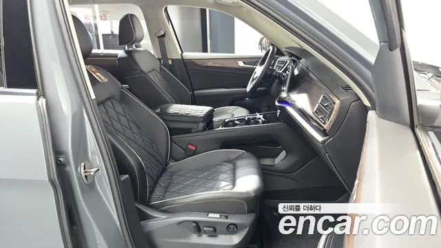 Volkswagen Atlas 2025 thumb 9