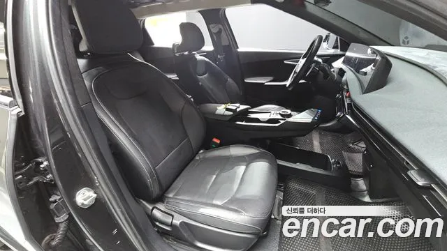 Kia EV6 2022 thumb 9