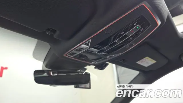 Audi A8 2023 thumb 4