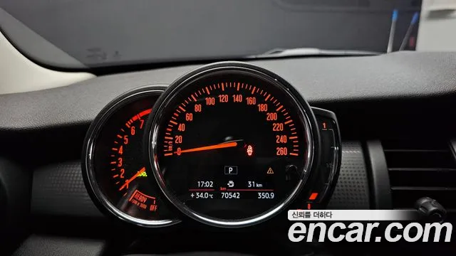 Mini Hatch 2020 thumb 3
