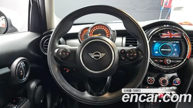 Mini Hatch 2020 thumb 4
