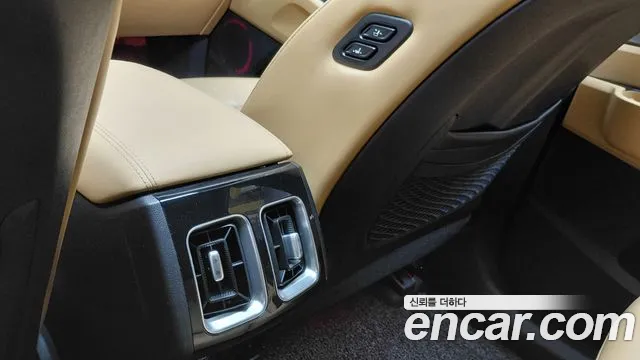 Kia Sorento 2021 thumb 10