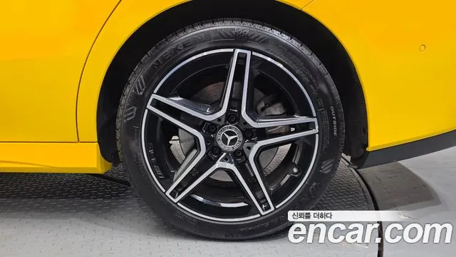 Mercedes-Benz CLA 2022 thumb 10
