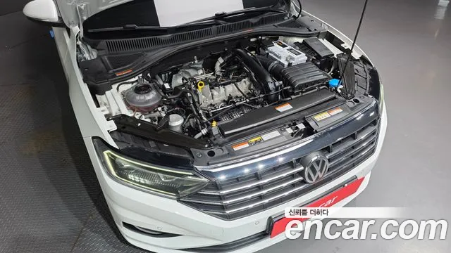 Volkswagen Jetta 2021 thumb 8