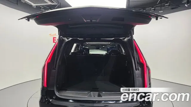 Cadillac Escalade 2022 thumb 4