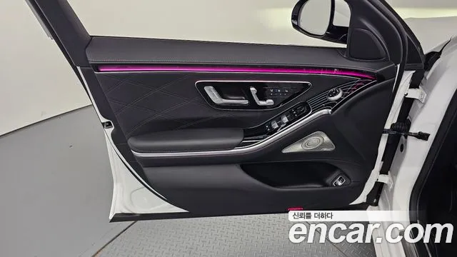 Mercedes-Benz S-Класс 2024 thumb 4