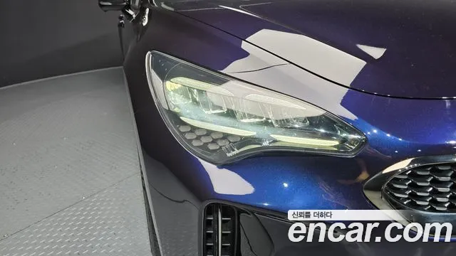 Kia Stinger 2020 thumb 5