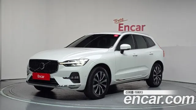 Volvo XC60 2023 thumb 12