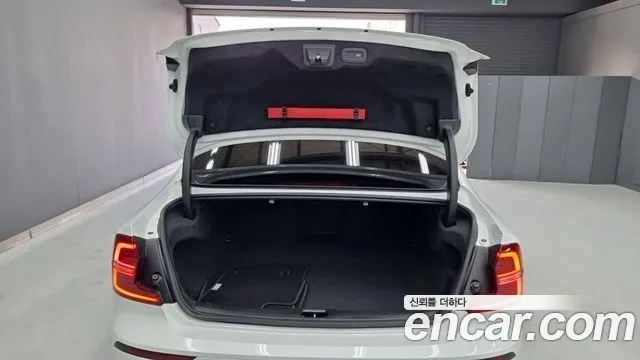 Volvo S60 2021 thumb 2