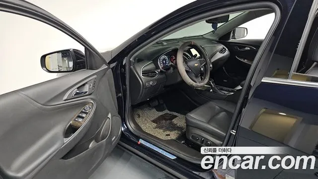 Chevrolet Malibu 2021 thumb 8