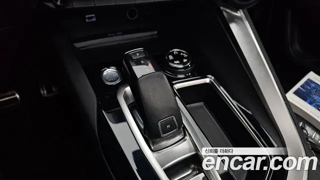 Peugeot 3008 2019 thumb 8