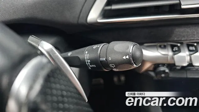 Peugeot 3008 2019 thumb 10