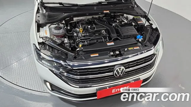 Volkswagen Jetta 2023 thumb 12