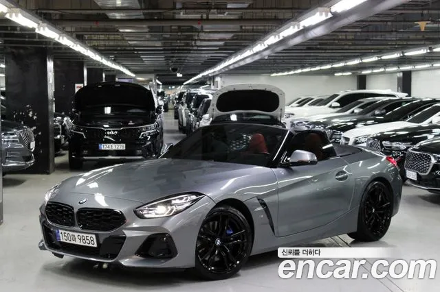 BMW Z4 2023 thumb 3