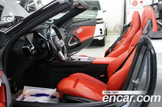 BMW Z4 2023 thumb 8