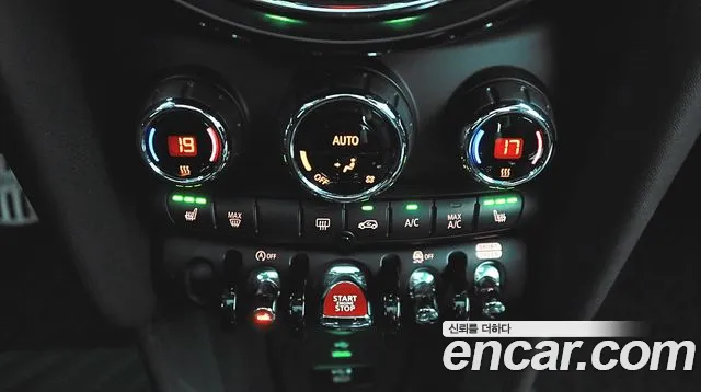 Mini Hatch 2021 thumb 5