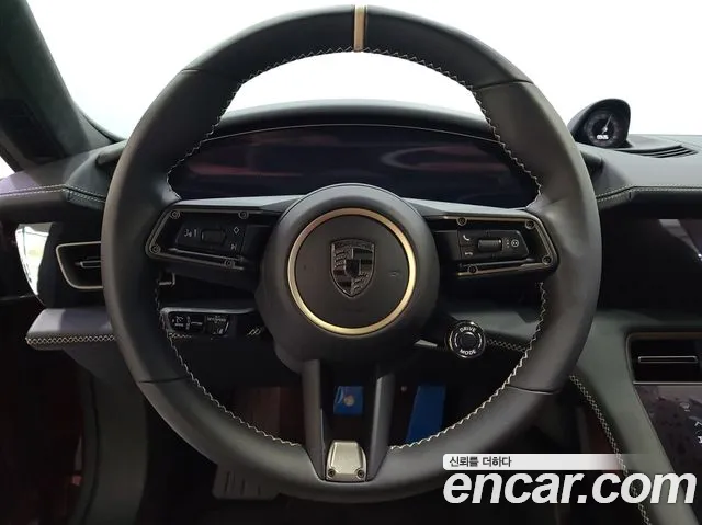 Porsche Taycan 2025 thumb 11