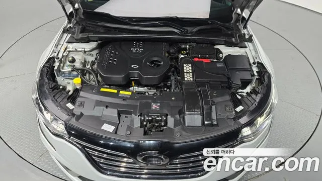 Renault Megane 2019 thumb 8