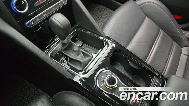 Renault Megane 2019 thumb 9