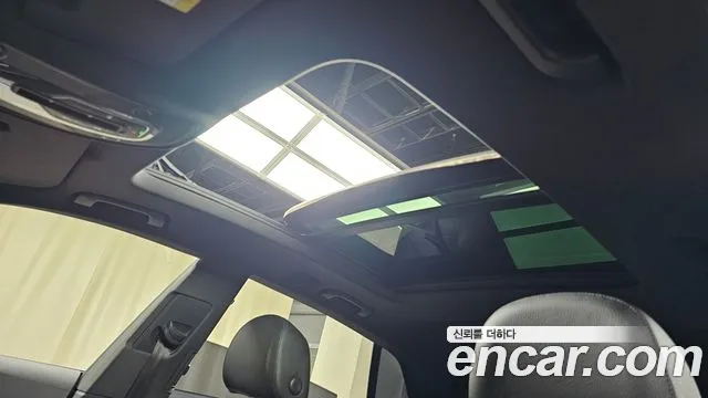 Audi Q8 2020 thumb 6