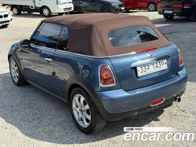 Mini Cooper Convertible 2009 thumb 6