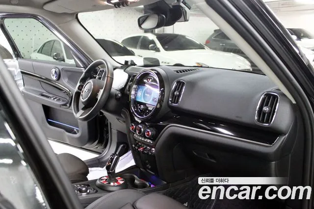 Mini Countryman 2024 thumb 10