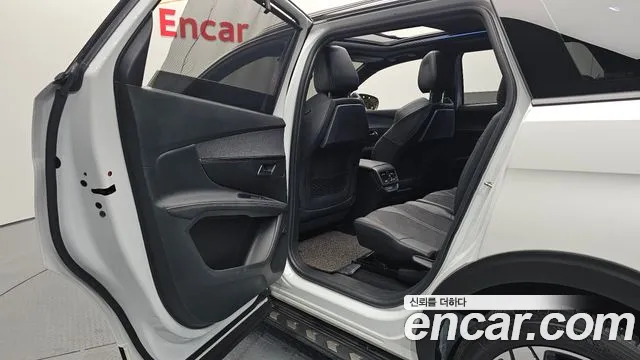 Peugeot 5008 2020 thumb 5