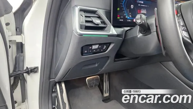 BMW M4 2024 thumb 10