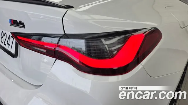 BMW M4 2024 thumb 8