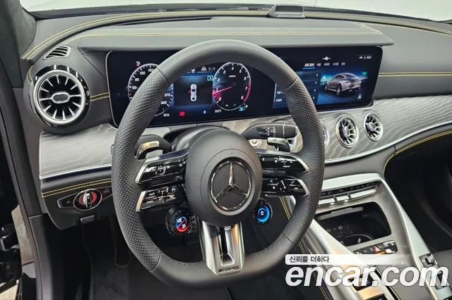 Mercedes-Benz AMG GT 2025 thumb 6
