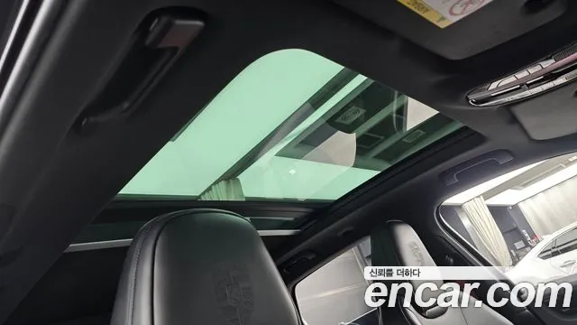Porsche Cayenne 2021 thumb 12