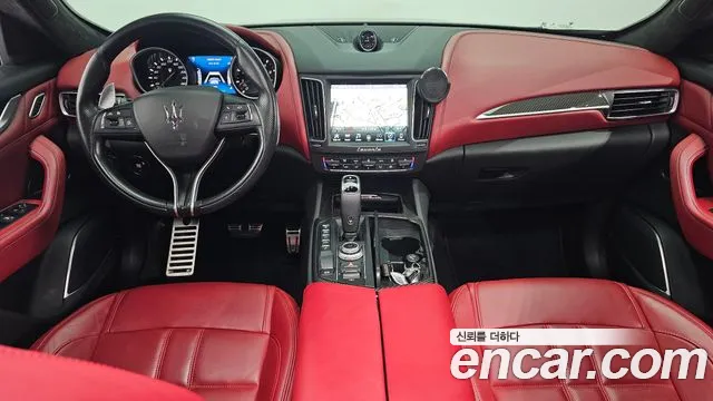 Maserati Levante 2019 thumb 3